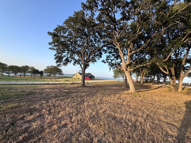 308 Caro Drive, West Tawakoni, TX 75474