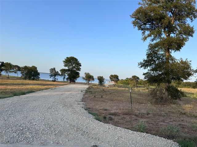 308 Caro Drive, West Tawakoni, TX 75474