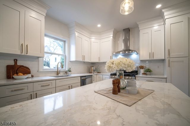 318 Park Ave, Nutley Twp., NJ 07110