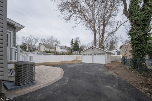 318 Park Ave, Nutley Twp., NJ 07110