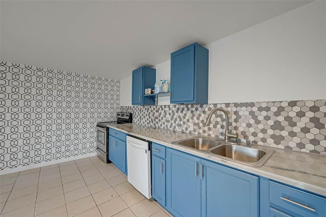 2111 Rosemead Drive B, Pasadena, TX 77506