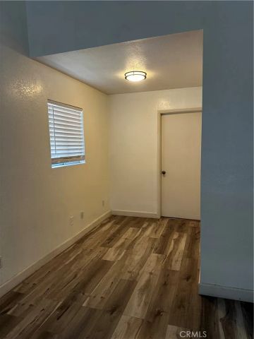 517 S Hewes B, Orange, CA 92869