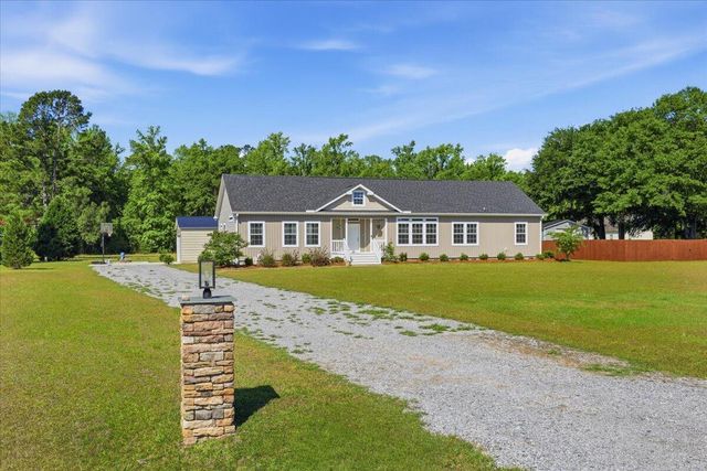 134 Hidden Hills Road, Cross, SC 29436