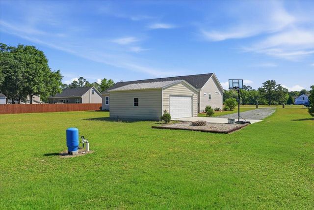 134 Hidden Hills Road, Cross, SC 29436