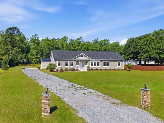 134 Hidden Hills Road, Cross, SC 29436