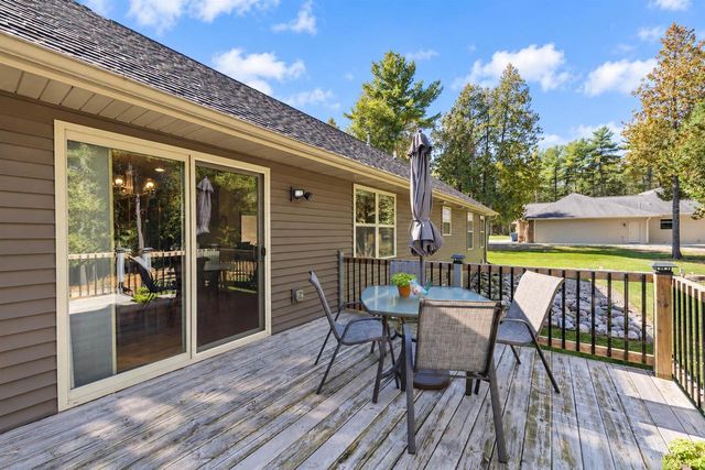 3330 TARRAGON TRAIL, Green Bay, WI 54313