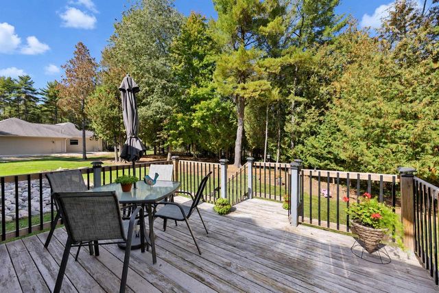 3330 TARRAGON TRAIL, Green Bay, WI 54313