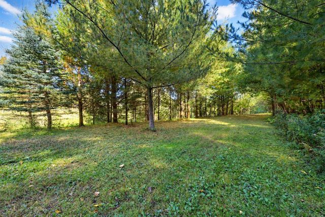 3330 TARRAGON TRAIL, Green Bay, WI 54313
