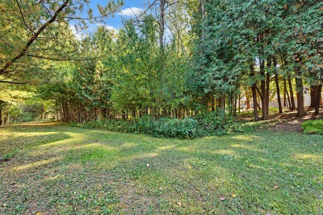 3330 TARRAGON TRAIL, Green Bay, WI 54313