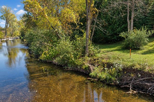 3330 TARRAGON TRAIL, Green Bay, WI 54313