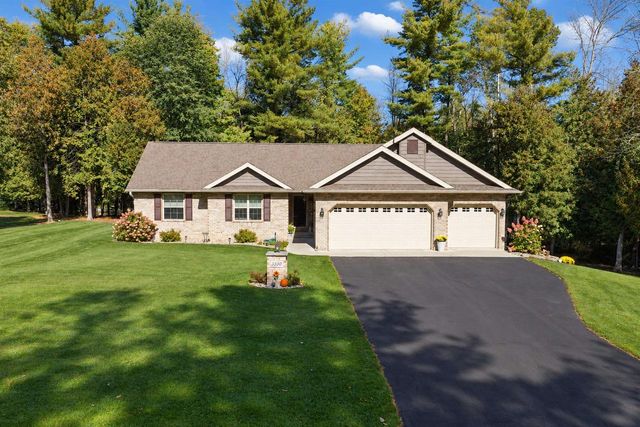 3330 TARRAGON TRAIL, Green Bay, WI 54313
