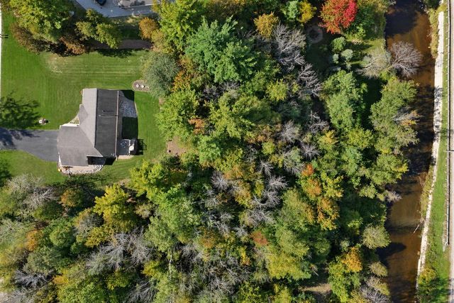 3330 TARRAGON TRAIL, Green Bay, WI 54313