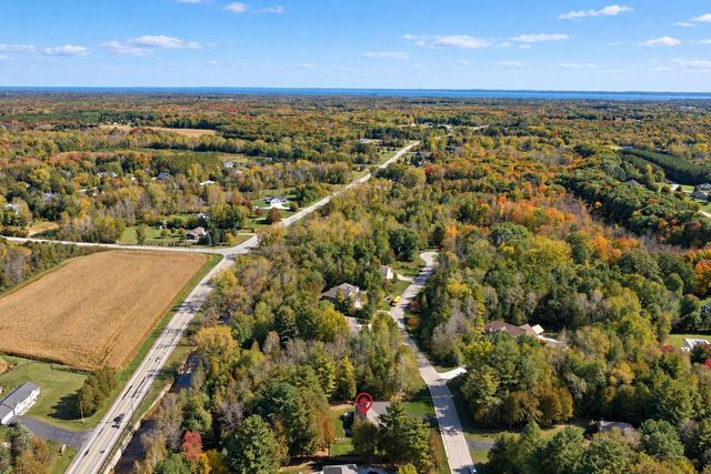 3330 TARRAGON TRAIL, Green Bay, WI 54313
