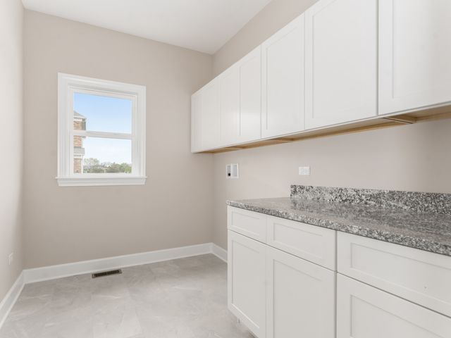 1452 Somerset Place, Barrington, IL 60010