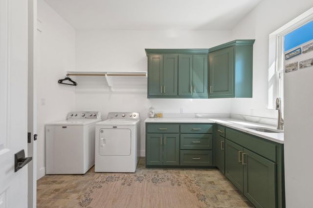 4223 Skylar Drive, College Station, TX 77845