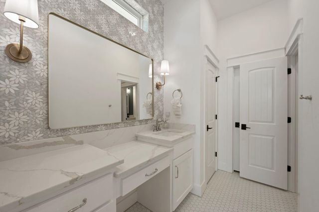 4223 Skylar Drive, College Station, TX 77845