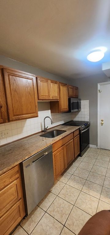 800 Governors Dr 6, Winthrop, MA 02152