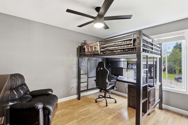 3236 S WHIP POOR WILL LANE, Appleton, WI 54915