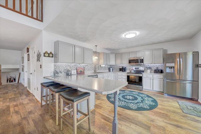 1101 ANGELA CT, Moneta, VA 24121