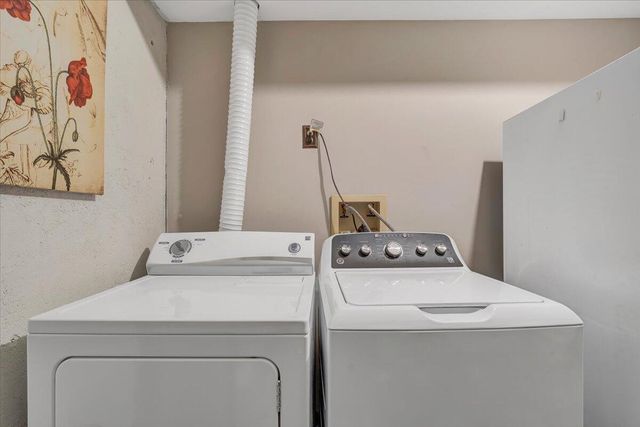 1101 ANGELA CT, Moneta, VA 24121