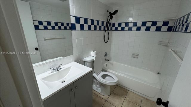 4111 Stirling Road 102, Dania Beach, FL 33314