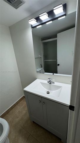 4111 Stirling Road 102, Dania Beach, FL 33314