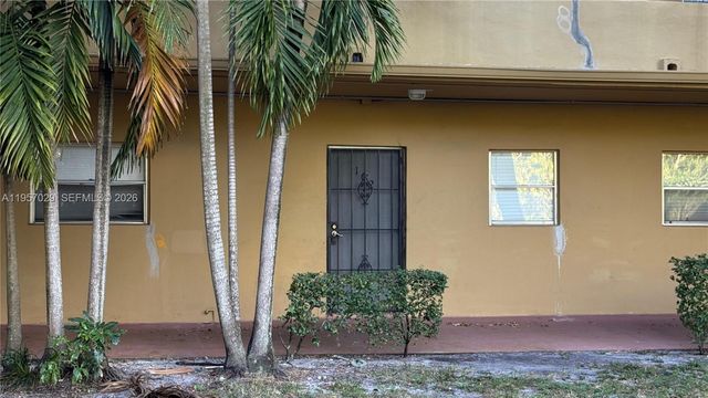 4111 Stirling Road 102, Dania Beach, FL 33314