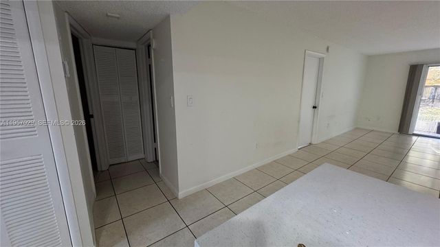 4111 Stirling Road 102, Dania Beach, FL 33314