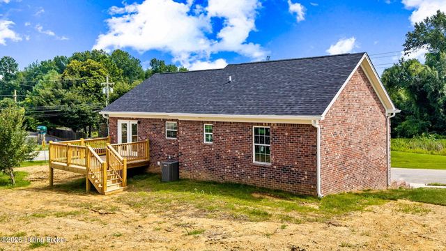 2125 Churchdown Ln, Louisville, KY 40214