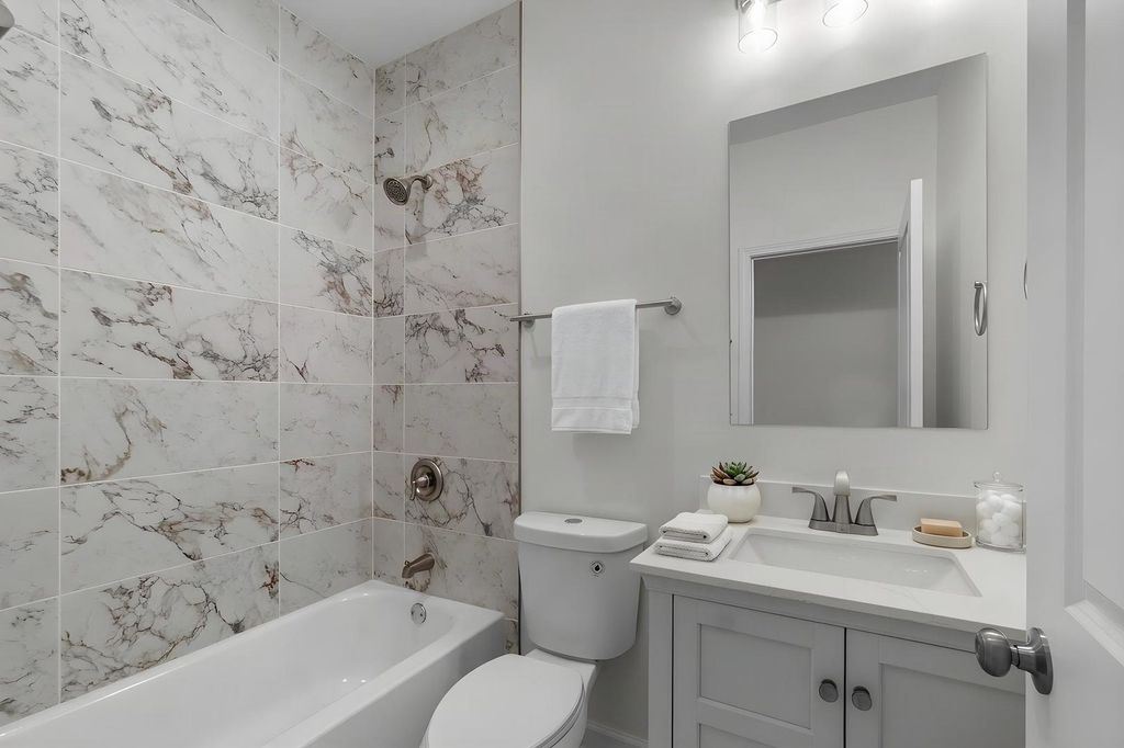 4447 S Calumet Avenue, Chicago, IL 60653 — photo 4