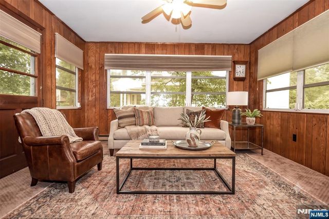 255 Pearsall Avenue, Ridgewood, NJ 07450