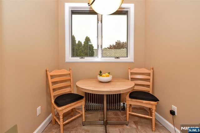 255 Pearsall Avenue, Ridgewood, NJ 07450