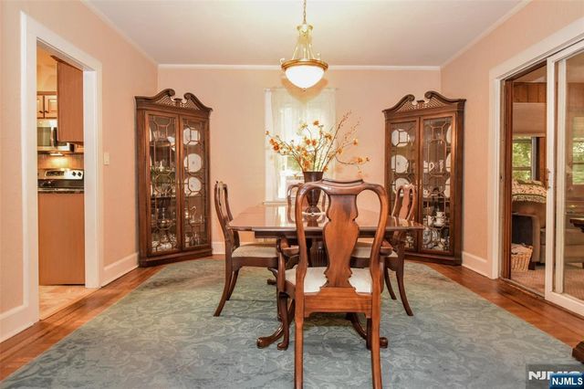 255 Pearsall Avenue, Ridgewood, NJ 07450