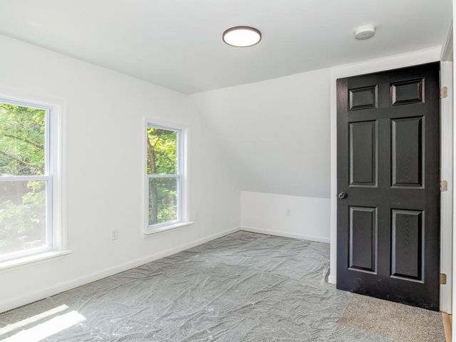 910 Main St, Aliquippa, PA 15001