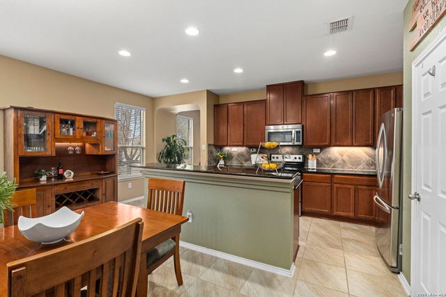 7706 Heavenly Arbor, San Antonio, TX 78254