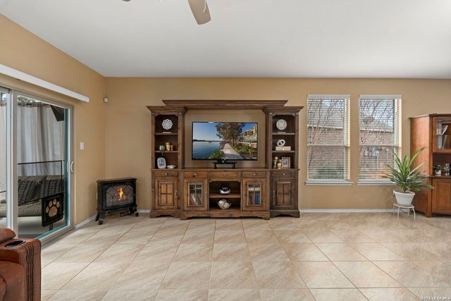 7706 Heavenly Arbor, San Antonio, TX 78254