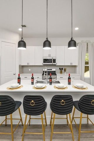 8419 Woodward Street, Houston, TX 77051