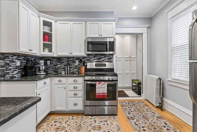 903 Goodrich Avenue C, Saint Paul, MN 55105