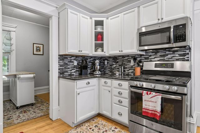903 Goodrich Avenue C, Saint Paul, MN 55105