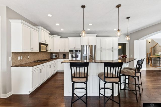 920 S HWS Cleveland Boulevard, Elkhorn, NE 68022