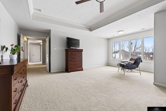 920 S HWS Cleveland Boulevard, Elkhorn, NE 68022