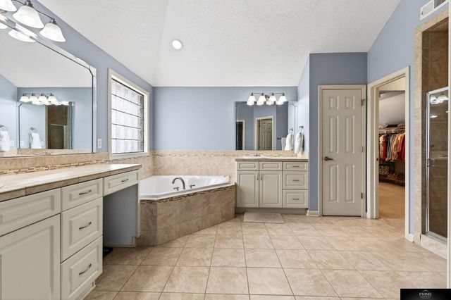 920 S HWS Cleveland Boulevard, Elkhorn, NE 68022