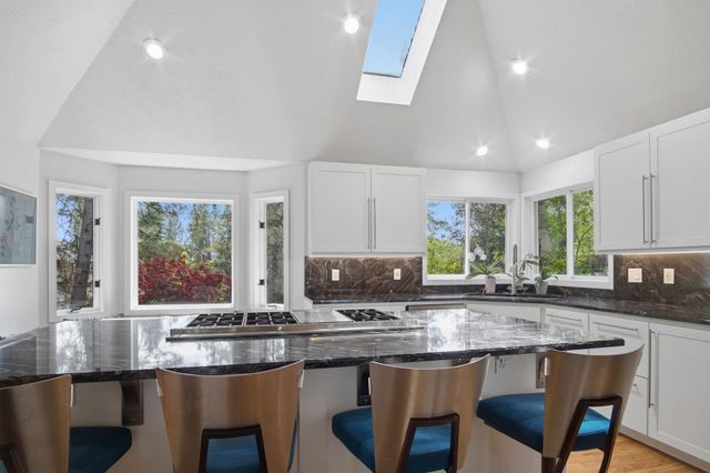 6702 S Westchester Dr, Spokane, WA 99223