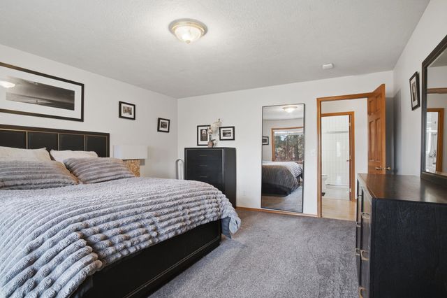 6702 S Westchester Dr, Spokane, WA 99223