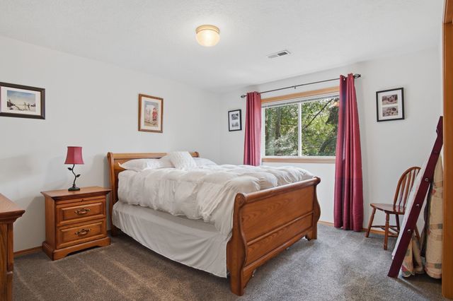 6702 S Westchester Dr, Spokane, WA 99223