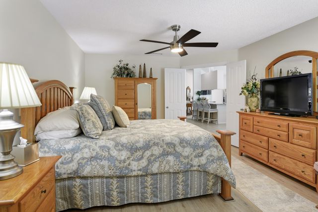 1711 SW Waterfall, Palm City, FL 34990