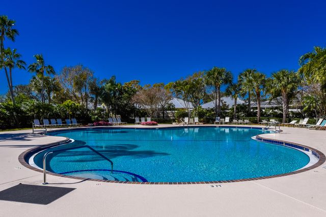 1711 SW Waterfall, Palm City, FL 34990