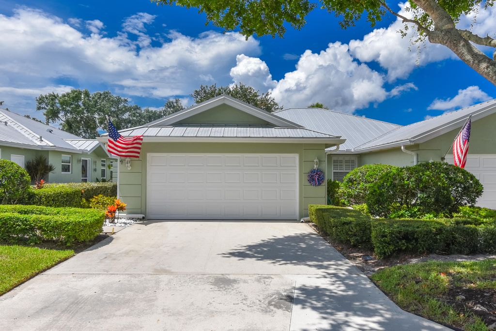 1711 SW Waterfall, Palm City, FL 34990