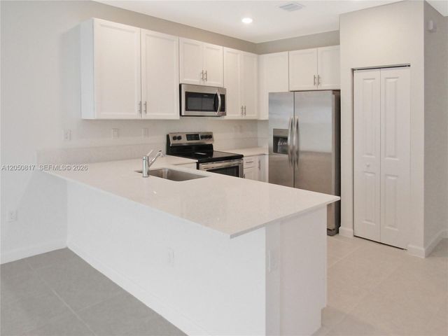 13401 SW 287th St 13401, Homestead, FL 33033
