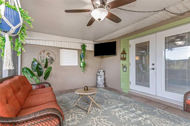 11530 66TH AVENUE N, Seminole, FL 33772